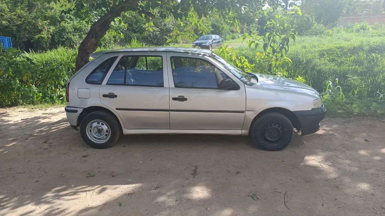 Volkswagen Gol GOL 1.0 POWER 16V 76CV 4P 2002
