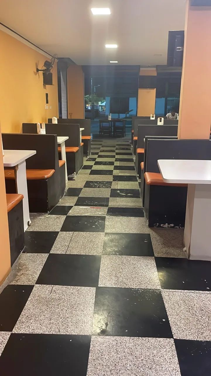 VENDO HAMBURGUERIA EM PLENO FUNCIONAMENTO CARMÓPOLIS-SE - Foto 2