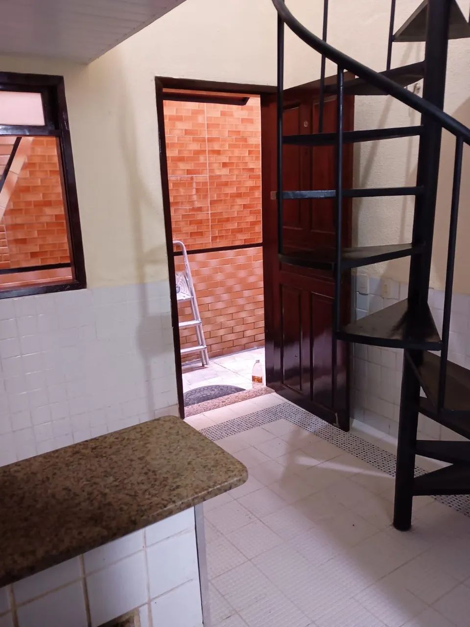 Aluga-se apartamento sem mobília , próximo ao Campus do Pici - (UFC). - Foto 3