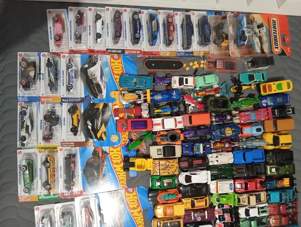 Vendo coleção de pouco +150 minis - Foto 2