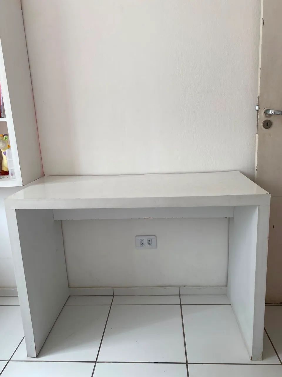 Conjunto mesa e estante para quarto - Foto 2