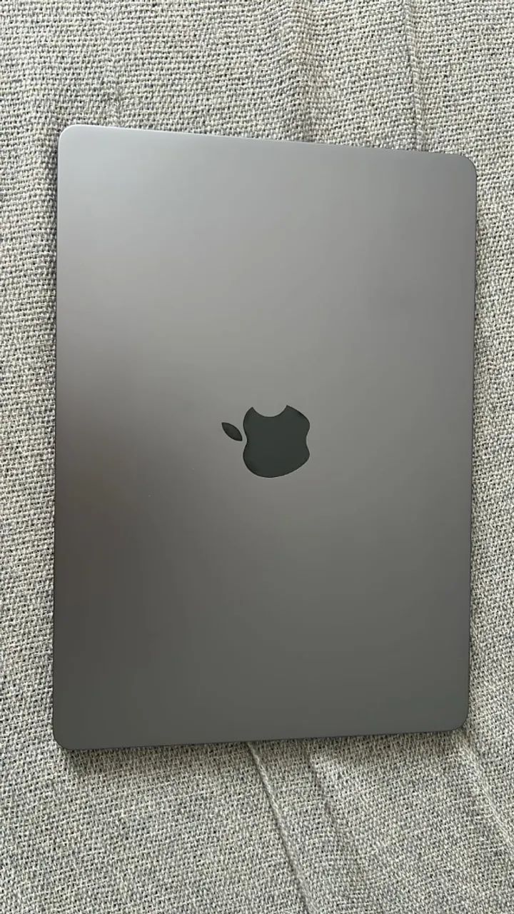 MacBook PRO touch bar