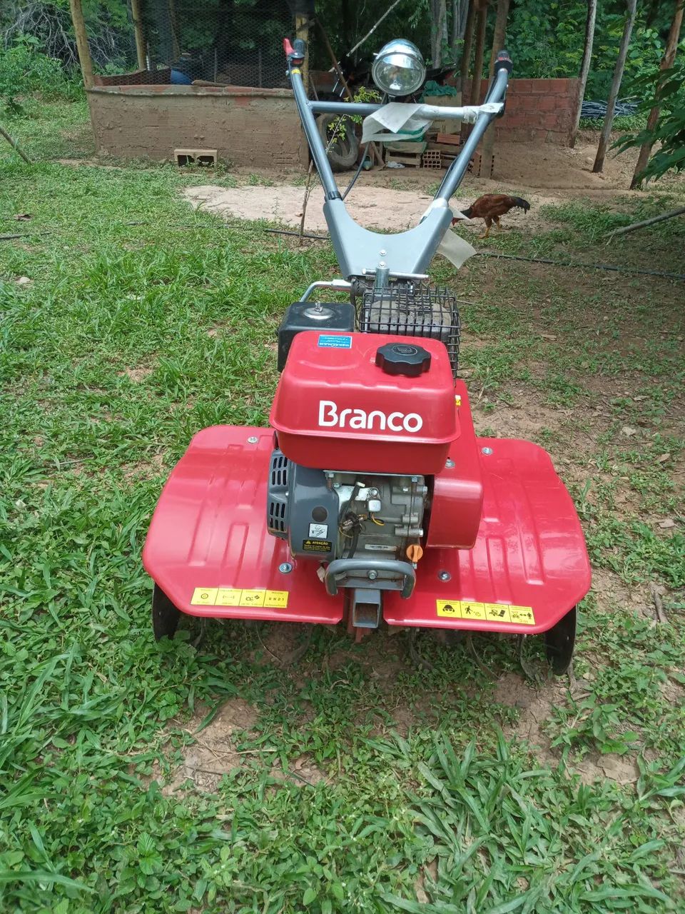 Vende-se Tratorito Marca branco  - Foto 3