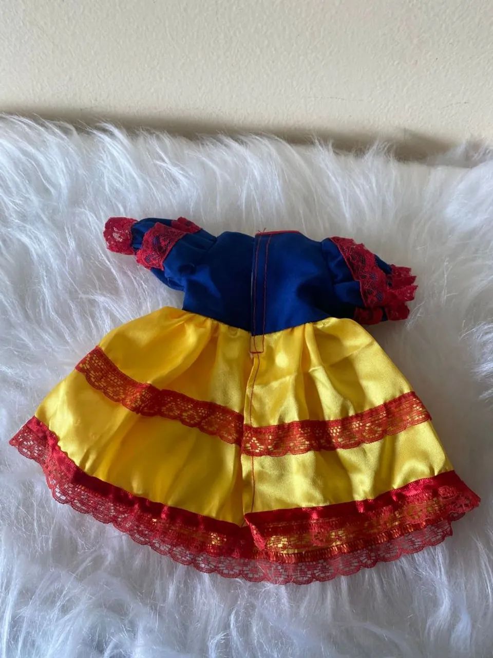 Roupa de boneca, da Branca de Neve - Foto 2
