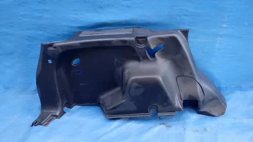 Acabamento Esquerdo Porta Malas Freelander 2 2013 2014