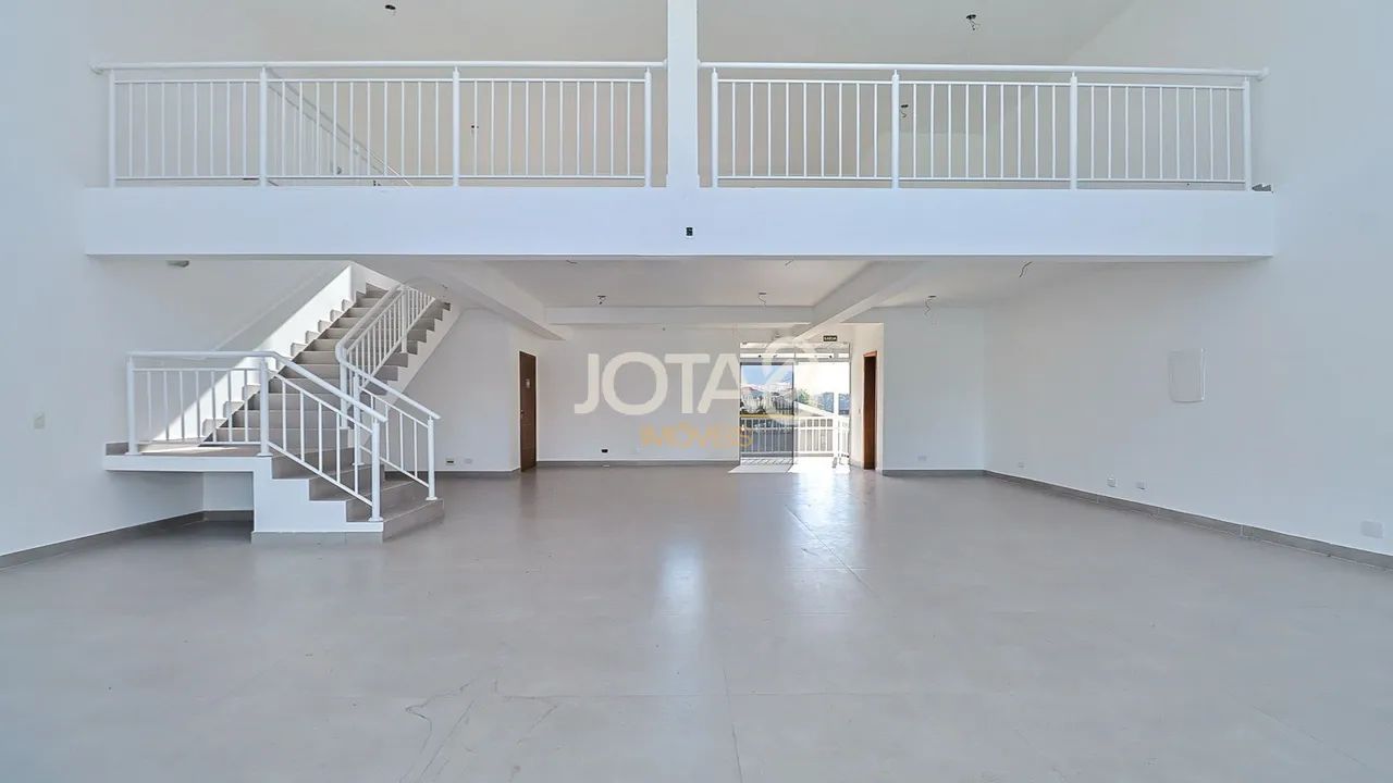 LOJA COMERCIAL NO CAMPO COMPRIDO Loja Comercial No Campo Comprido