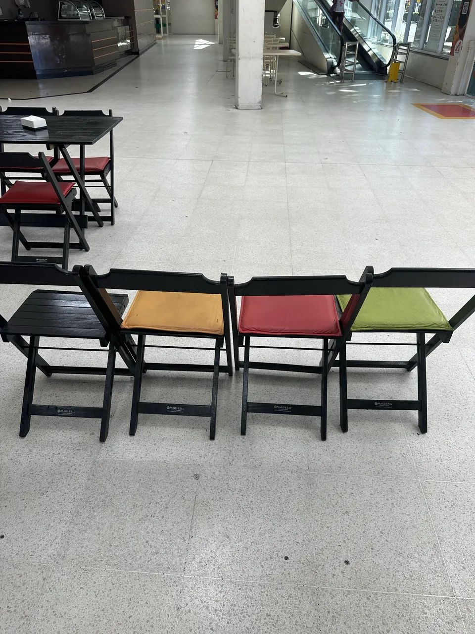 Cadeiras seminovas