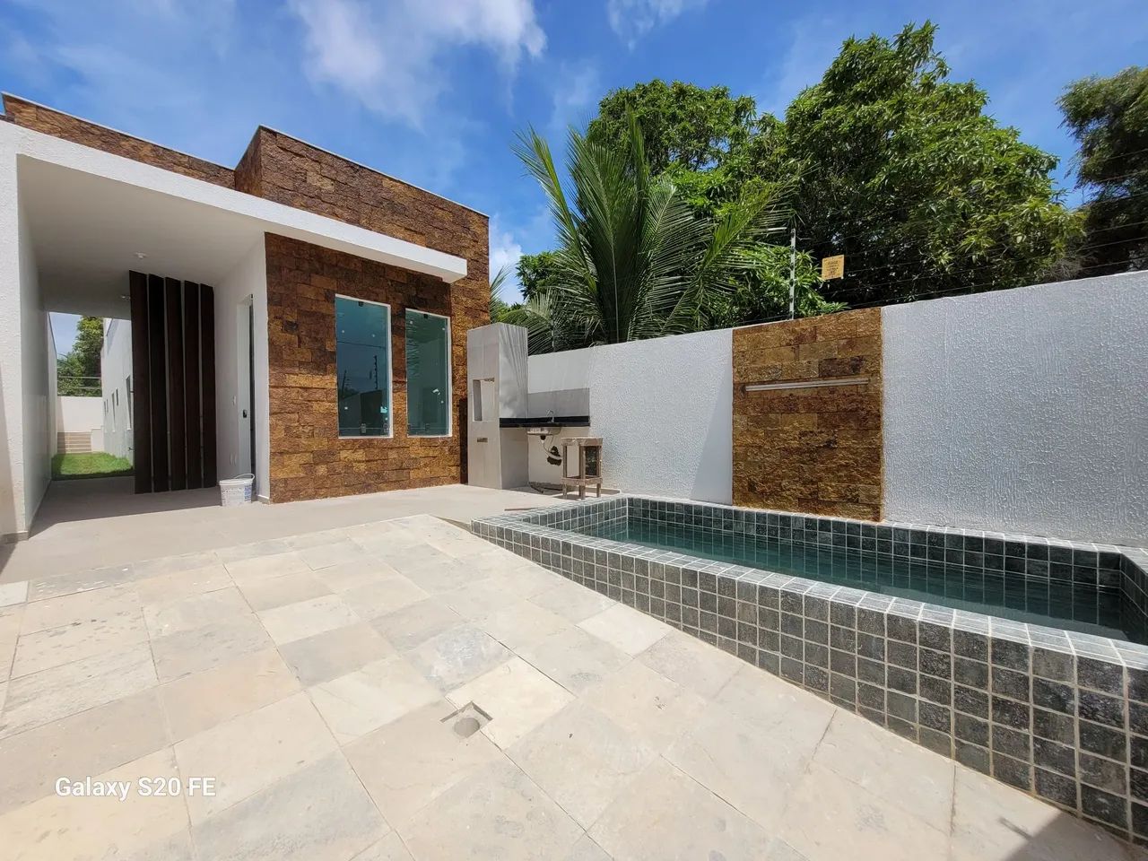 Casa com 3 quartos, em Carapibus- Jacuma-Conde-PB 