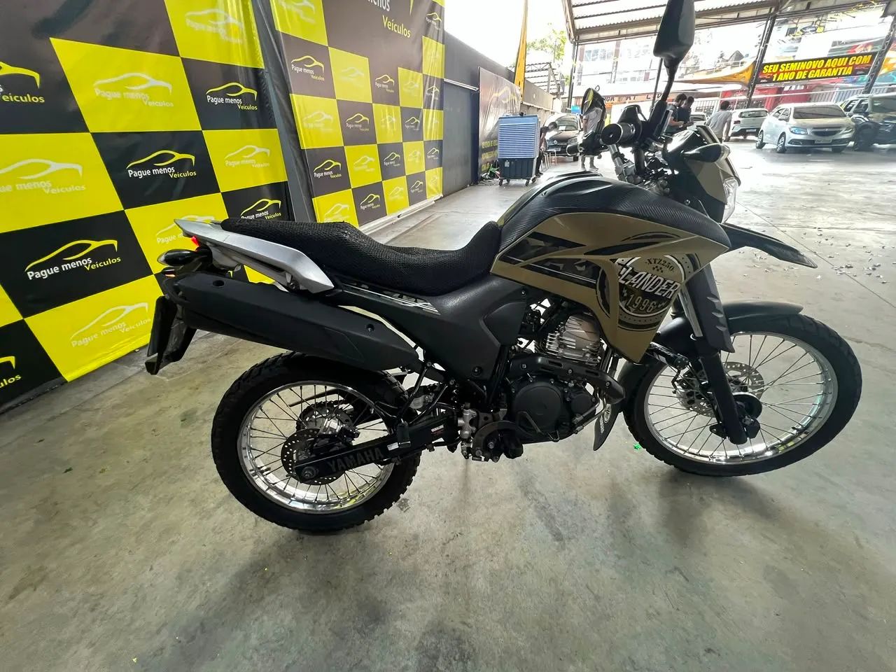 XTZ250 LANDER 2022 - Foto 3