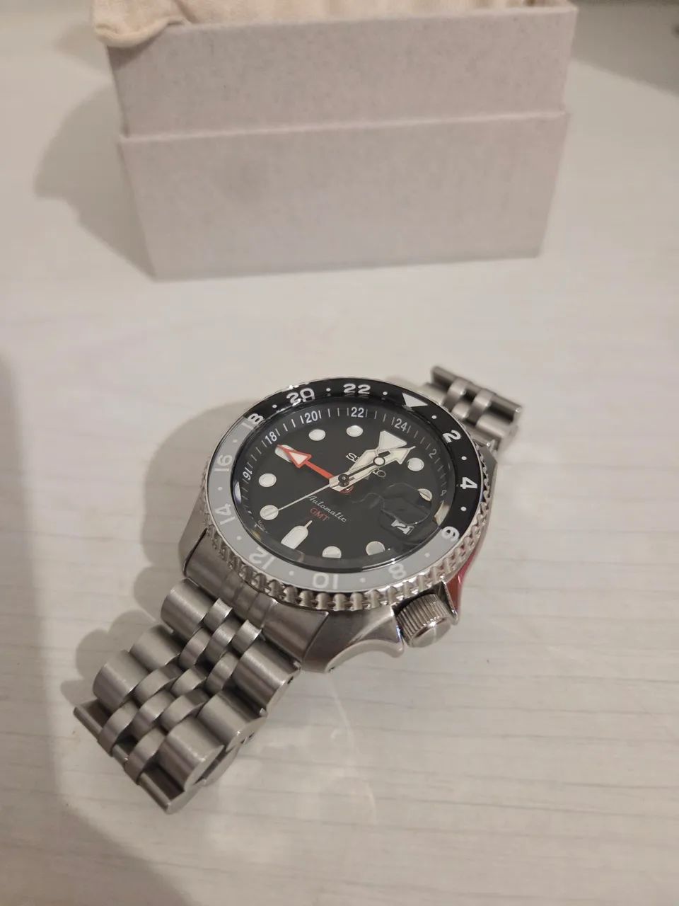 Seiko 5 GMT - Foto 2