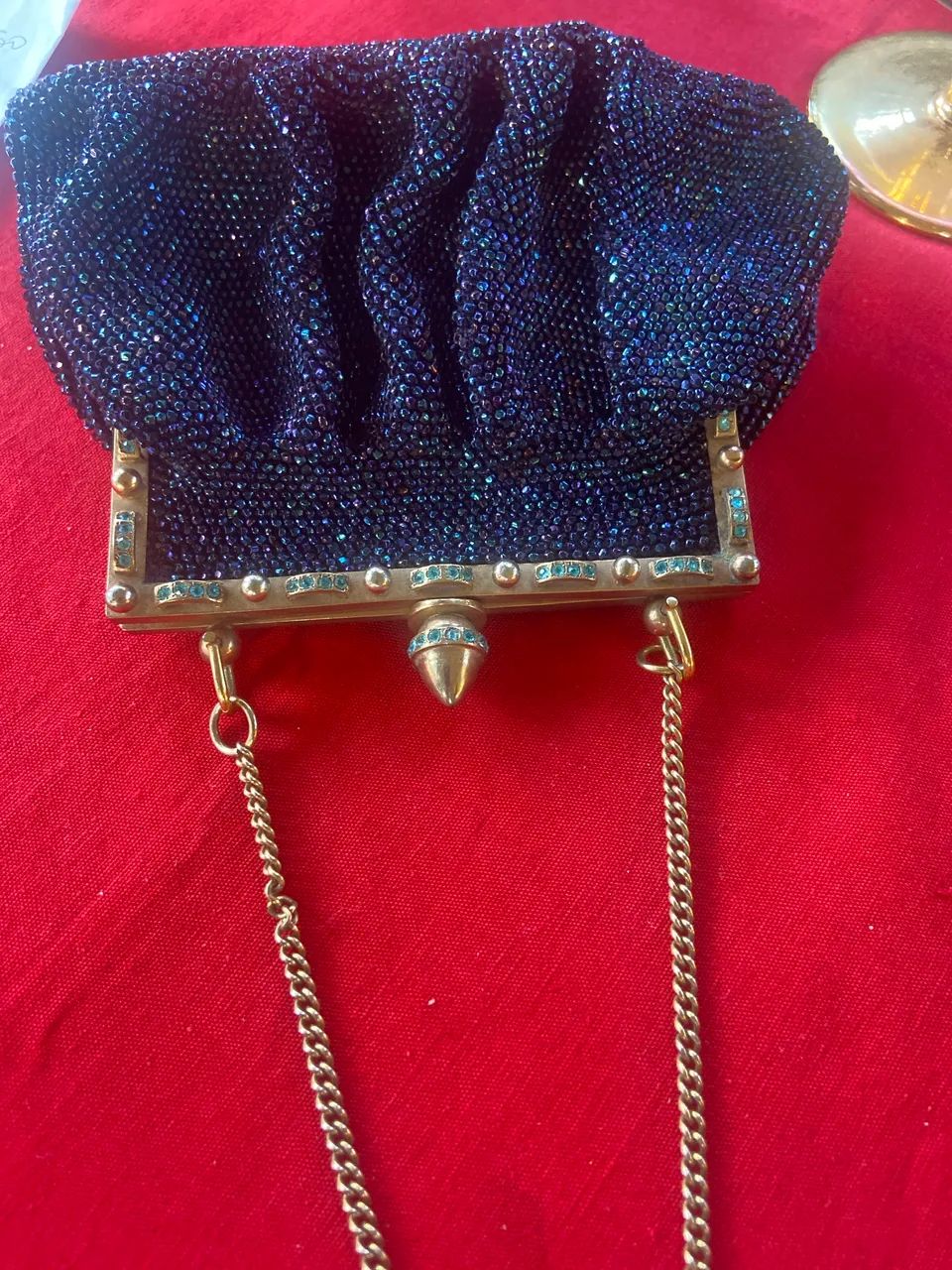Clutch anos 50 com pedrarias  - Foto 2