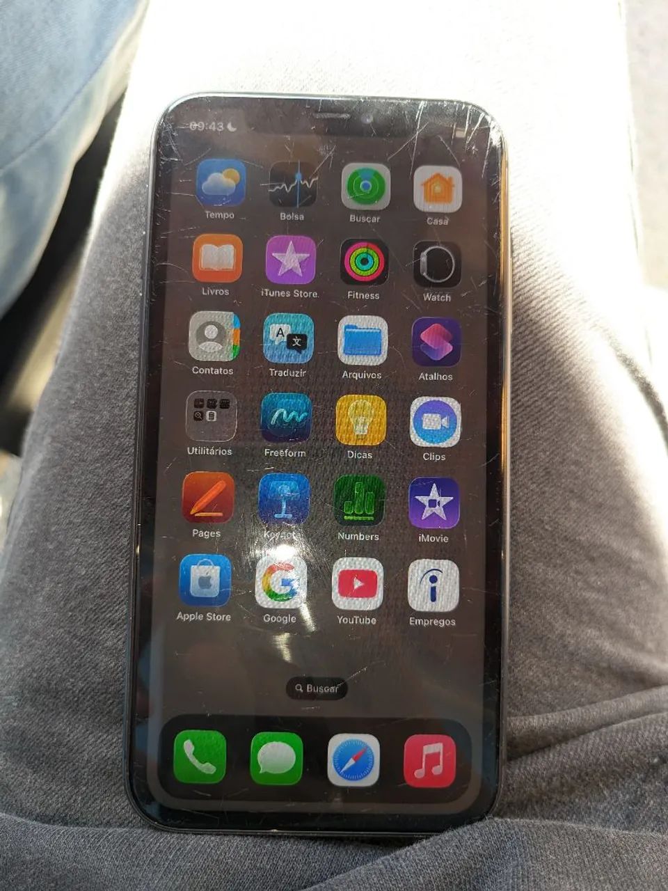 iPhone 11