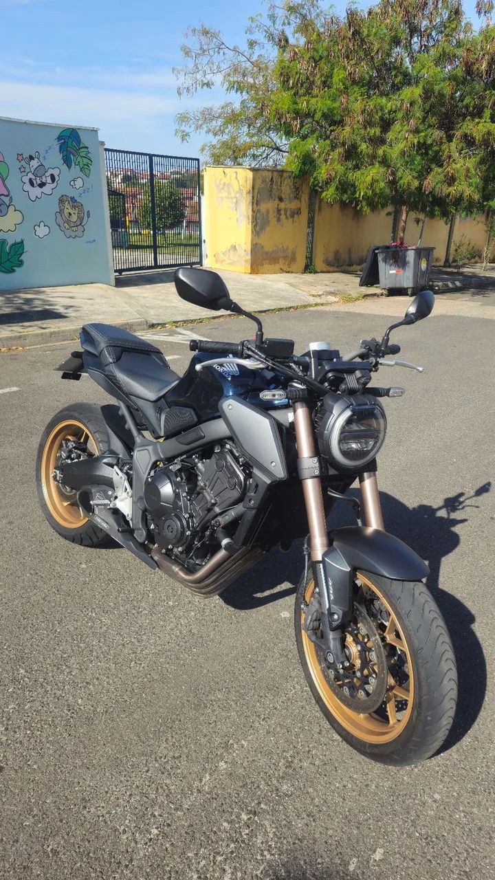 CB 650R  - Foto 2