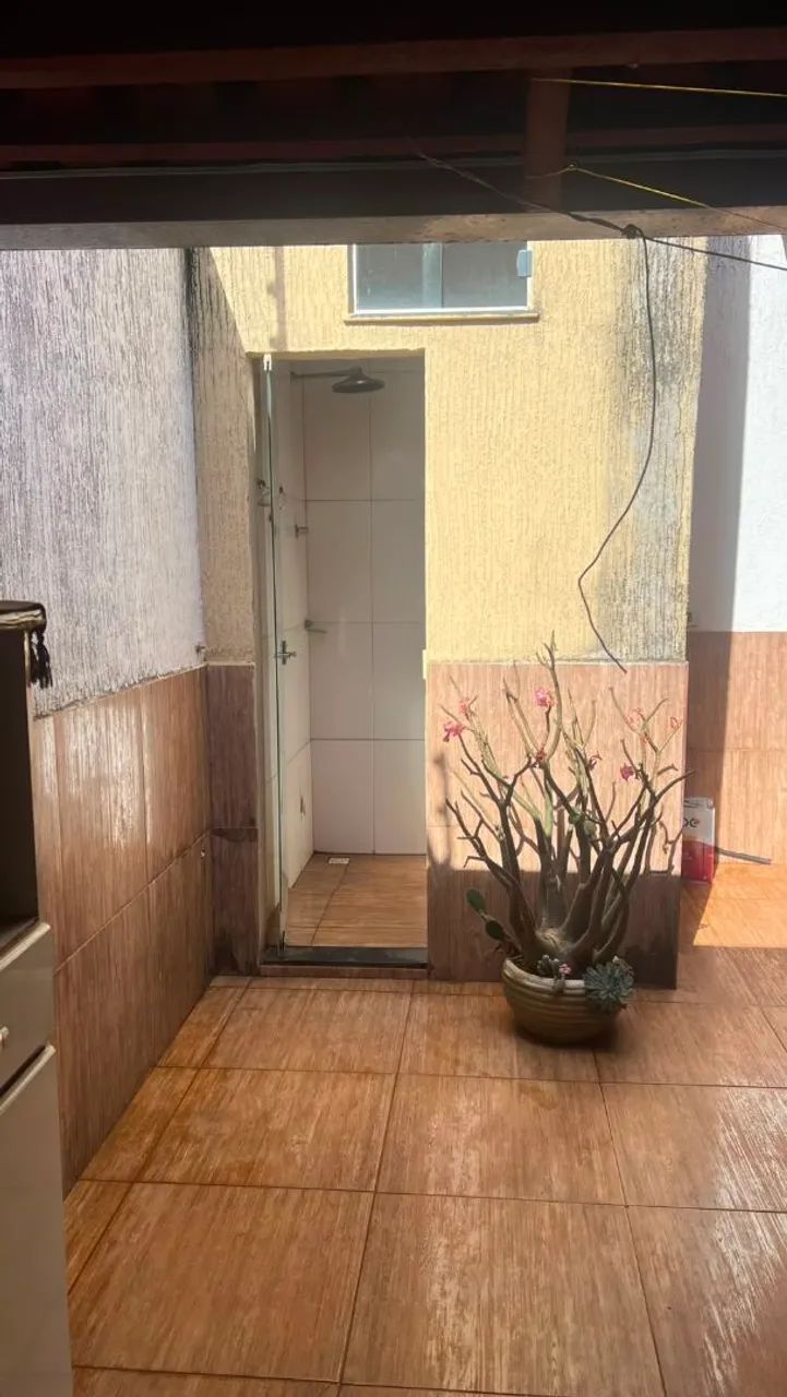 CASA A VENDA EM ARAÇU- GO - Foto 2