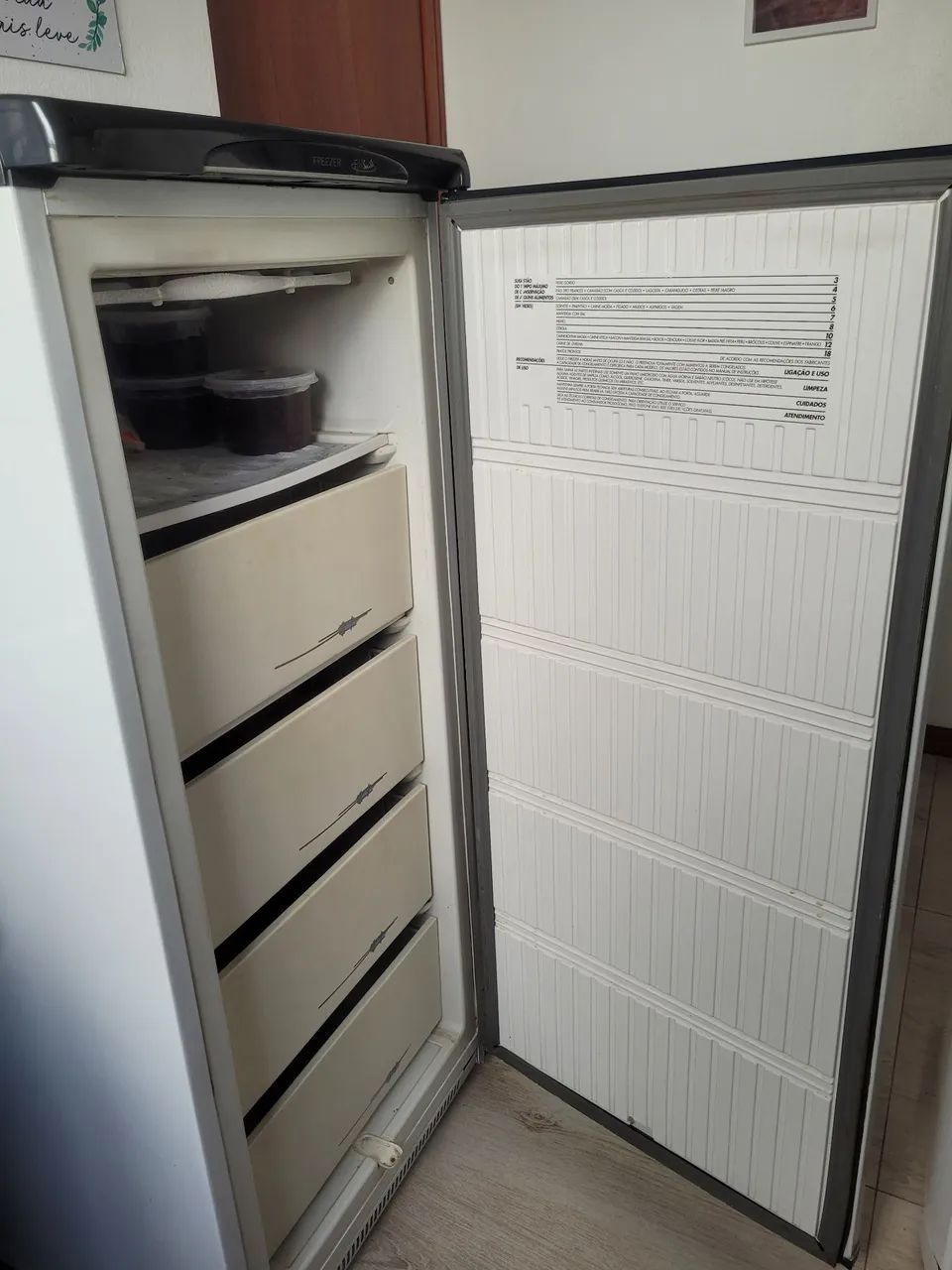 Freezer vertical 172 litros - Foto 2