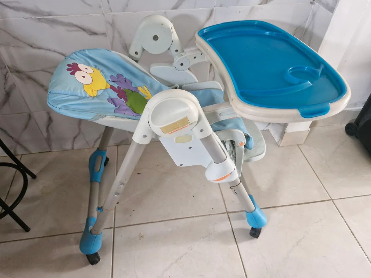 Cadeira de alimentação infantil  - Foto 4
