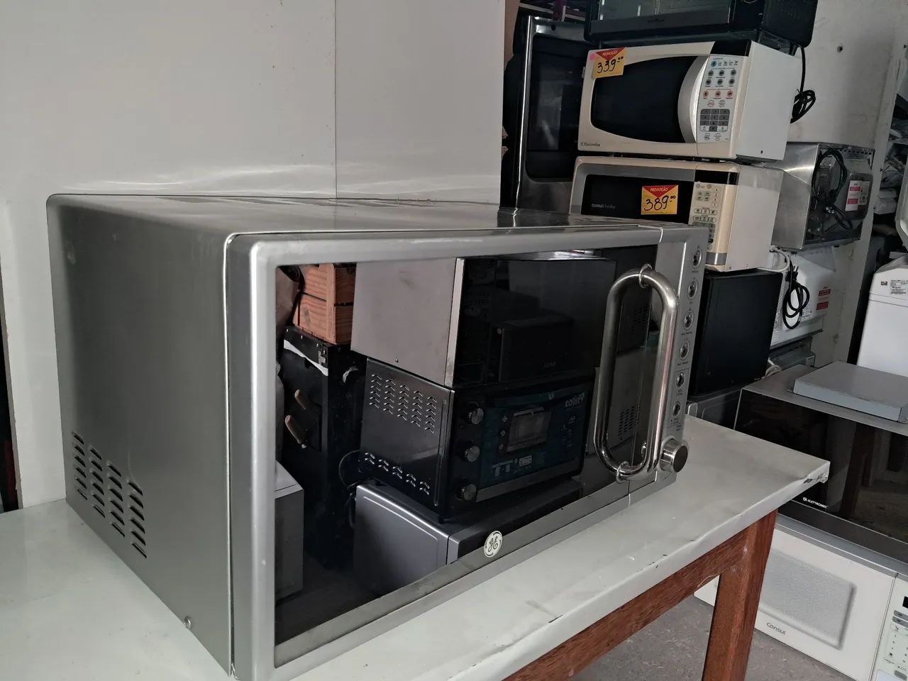 Micro-ondas G&E 25 litros Inox 127volts - Foto 3