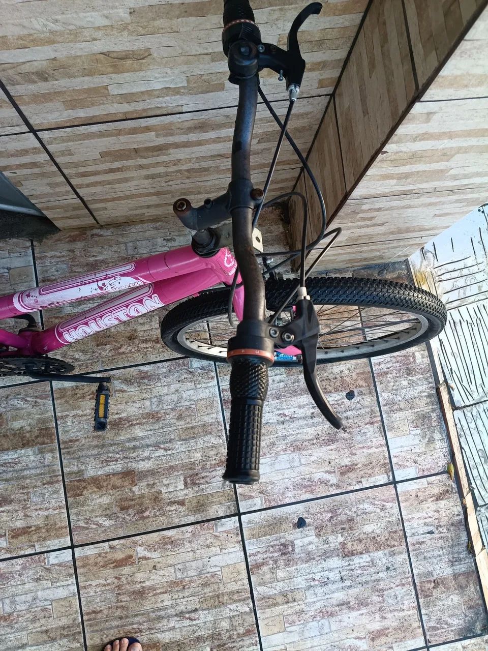 Bicicleta 21 marchas Houston rosa - Foto 2