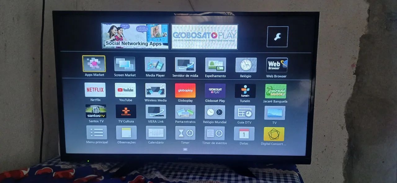 Vendo essa TV smart panasonic 32 polegadas funciona tudo perfeitamente  - Foto 5