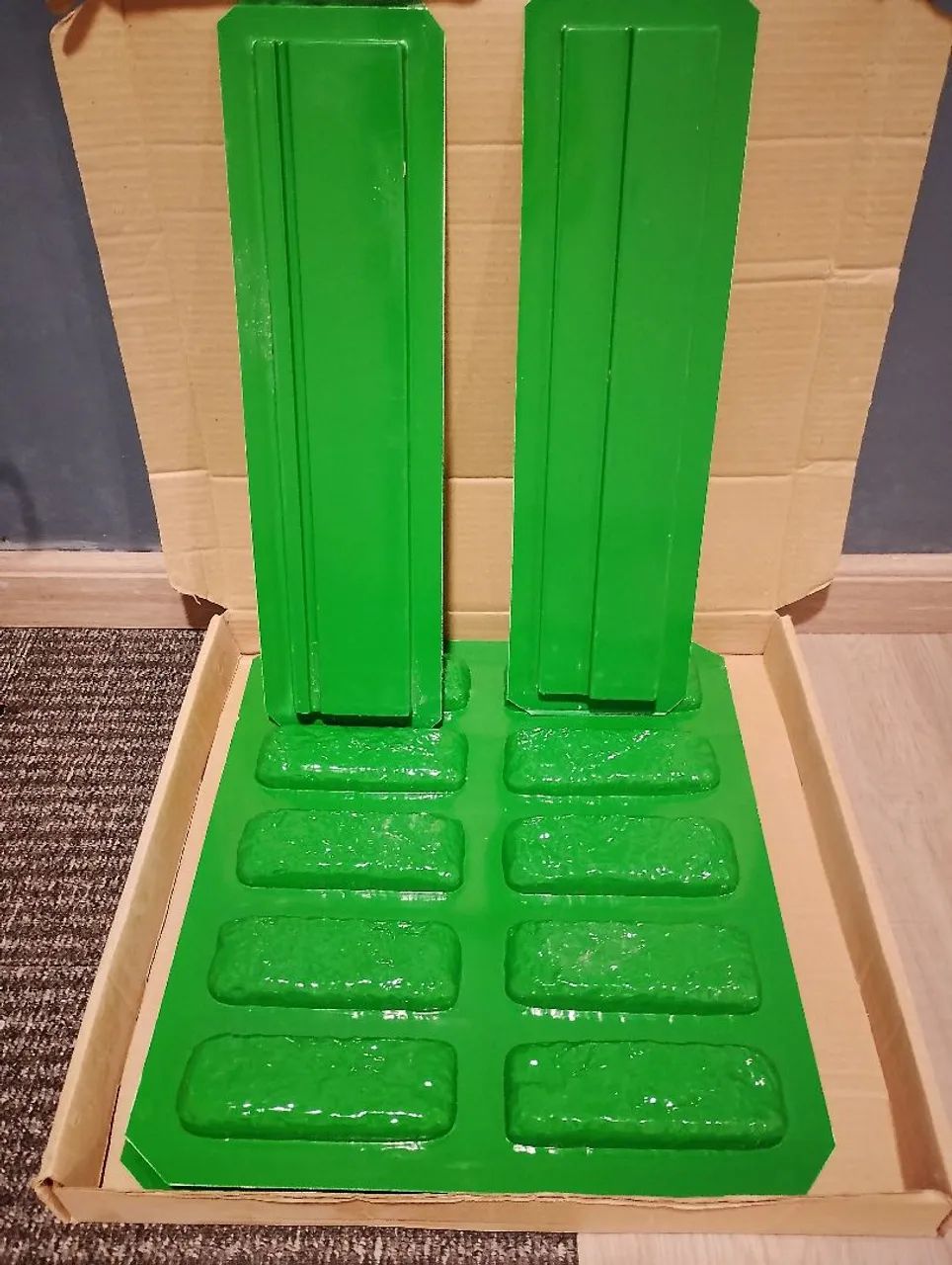 Gypsum Mold Set: Brick Pattern, Baseboard, and Ceiling Molds
