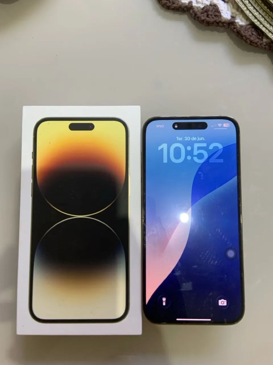 iPhone 14 Pro Max Gold 256 gigas 