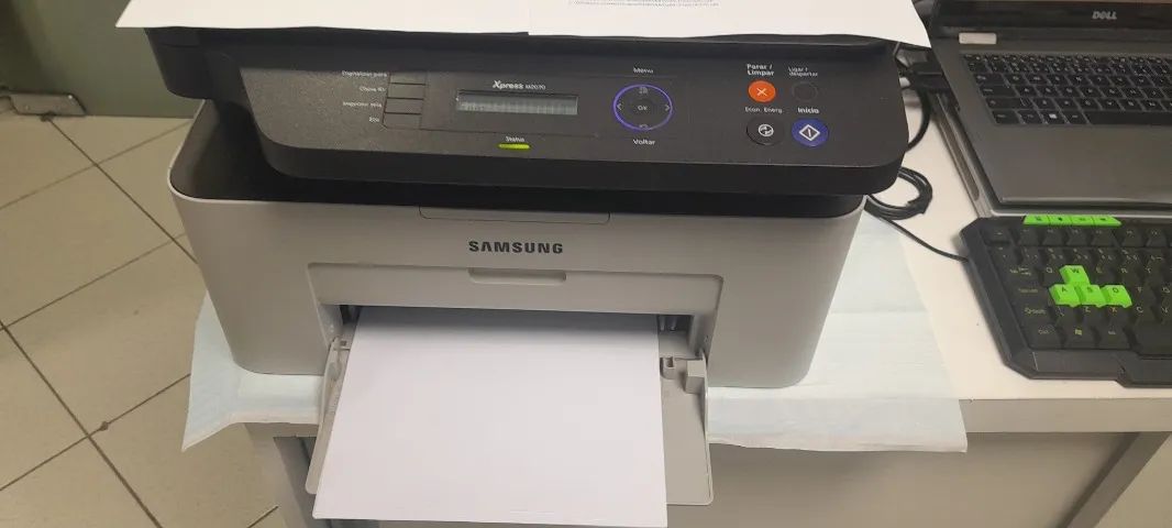 IMPRESSORA MULTIFUNCIONAL A LASER SAMSUNG M2070