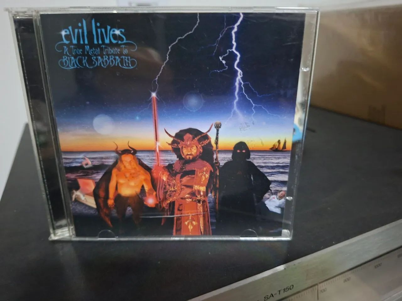 Cd tributo Black Sabbath Evil Lives