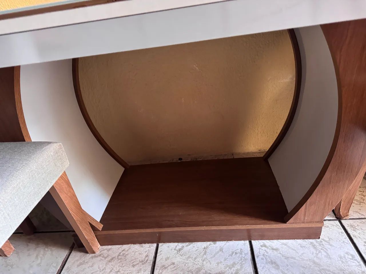 Mesa com 5 cadeiras  - Foto 4