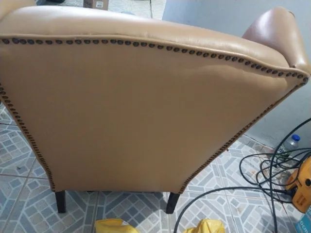 Poltrona vintage berger com puff  - Foto 3