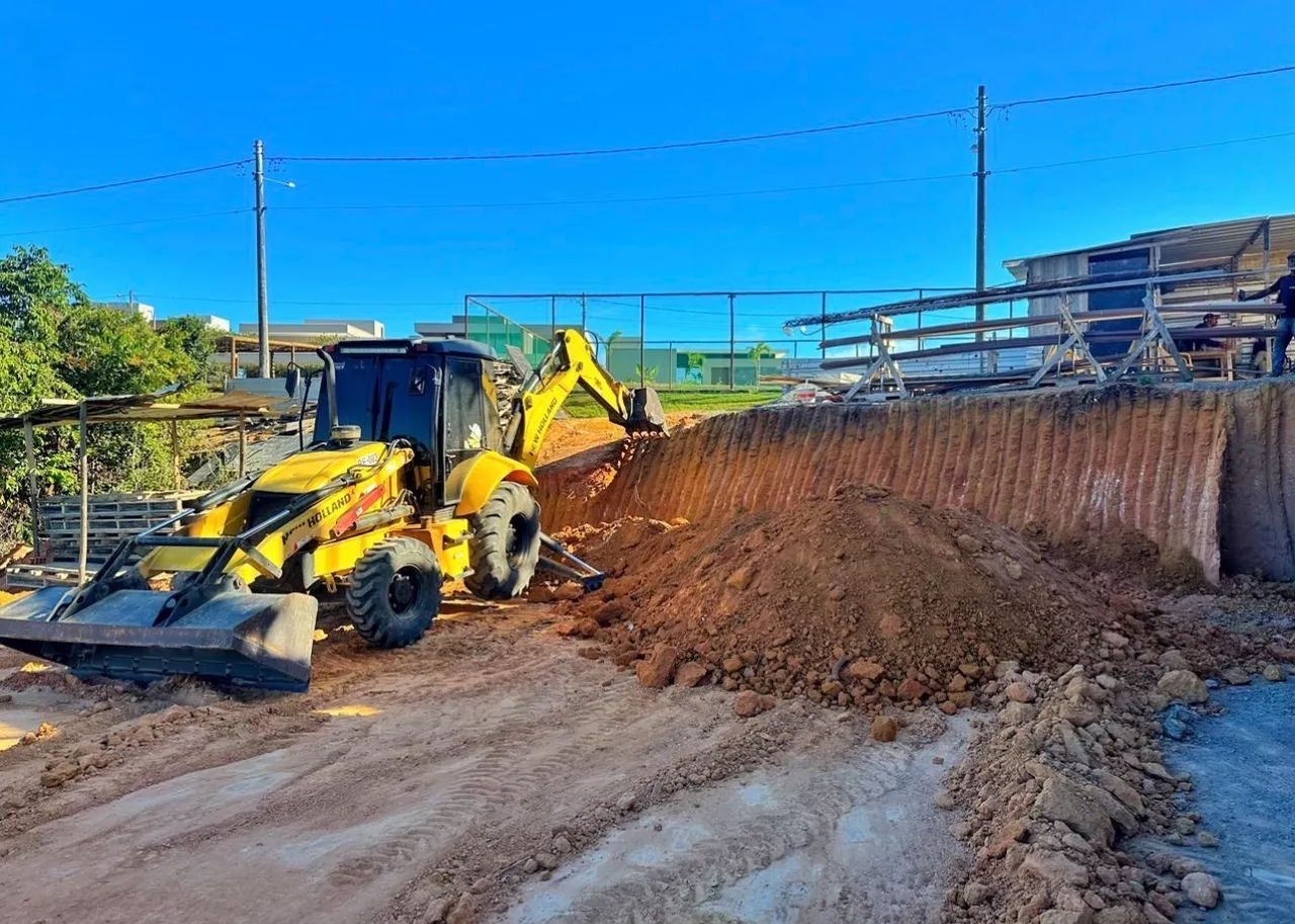 Locação e serviços de máquinas e caçamba  - Foto 5