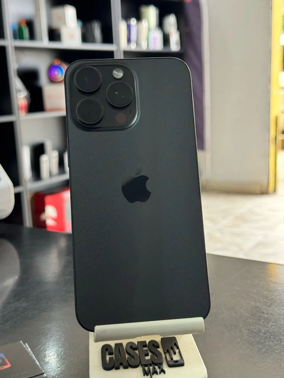 iPhone 15 Pro Max - 256GB - Celulares e Smartphones - Veneza