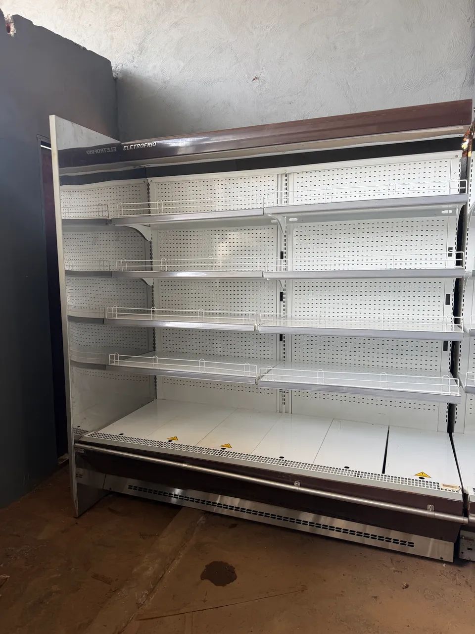 Vendo montagem para Mercado express 