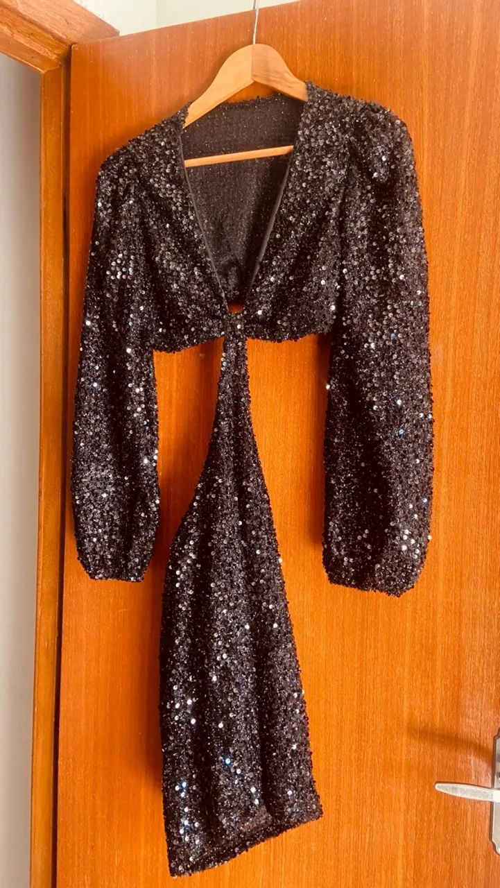 Vestido preto com paetê  - Foto 4