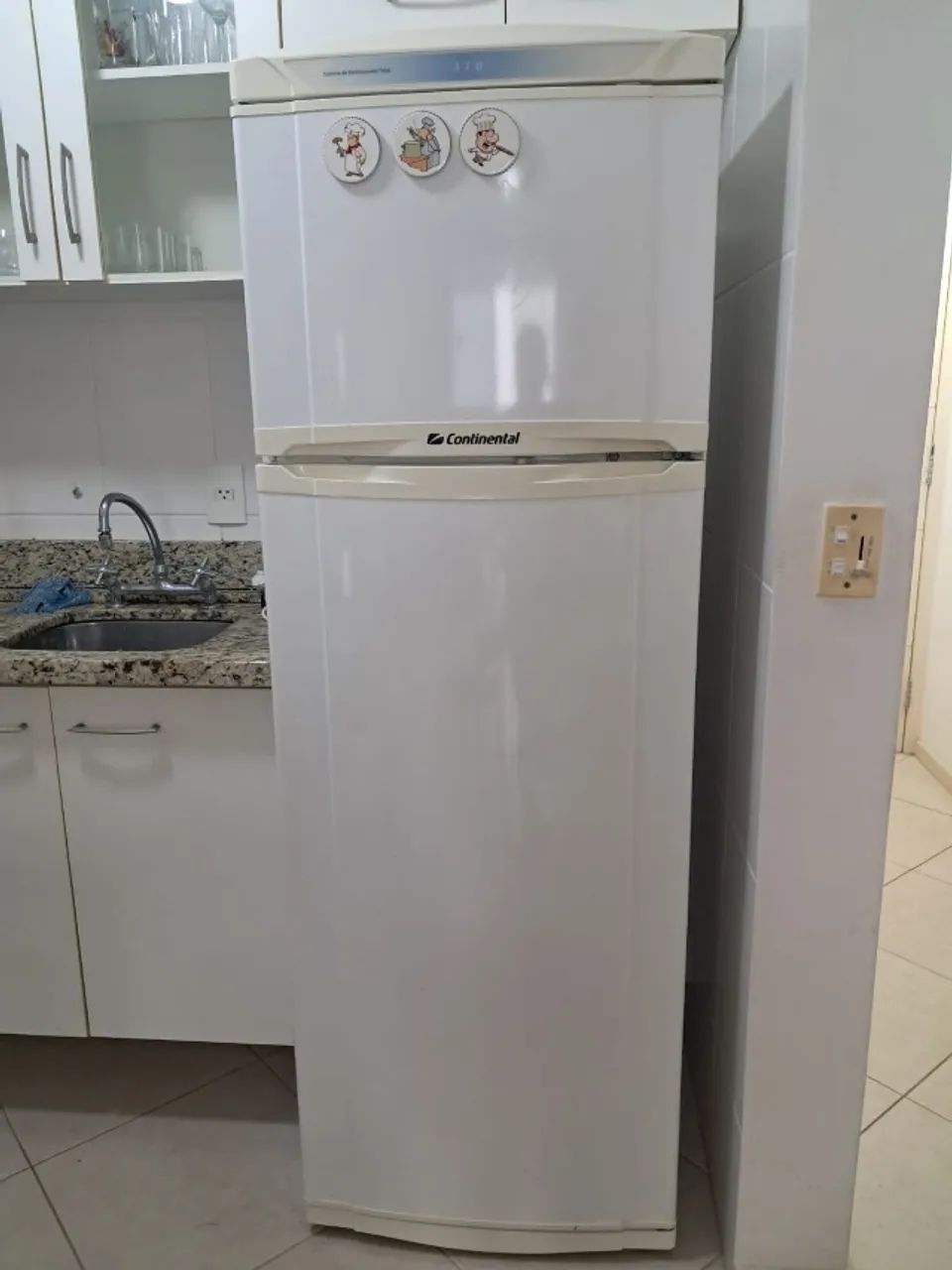 Geladeira Continental 370 litros
