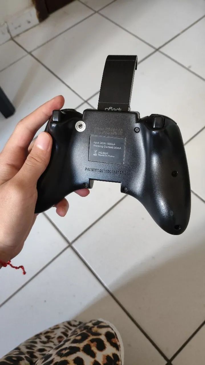 Controle Ípega PG-9021 Para celular  - Foto 4