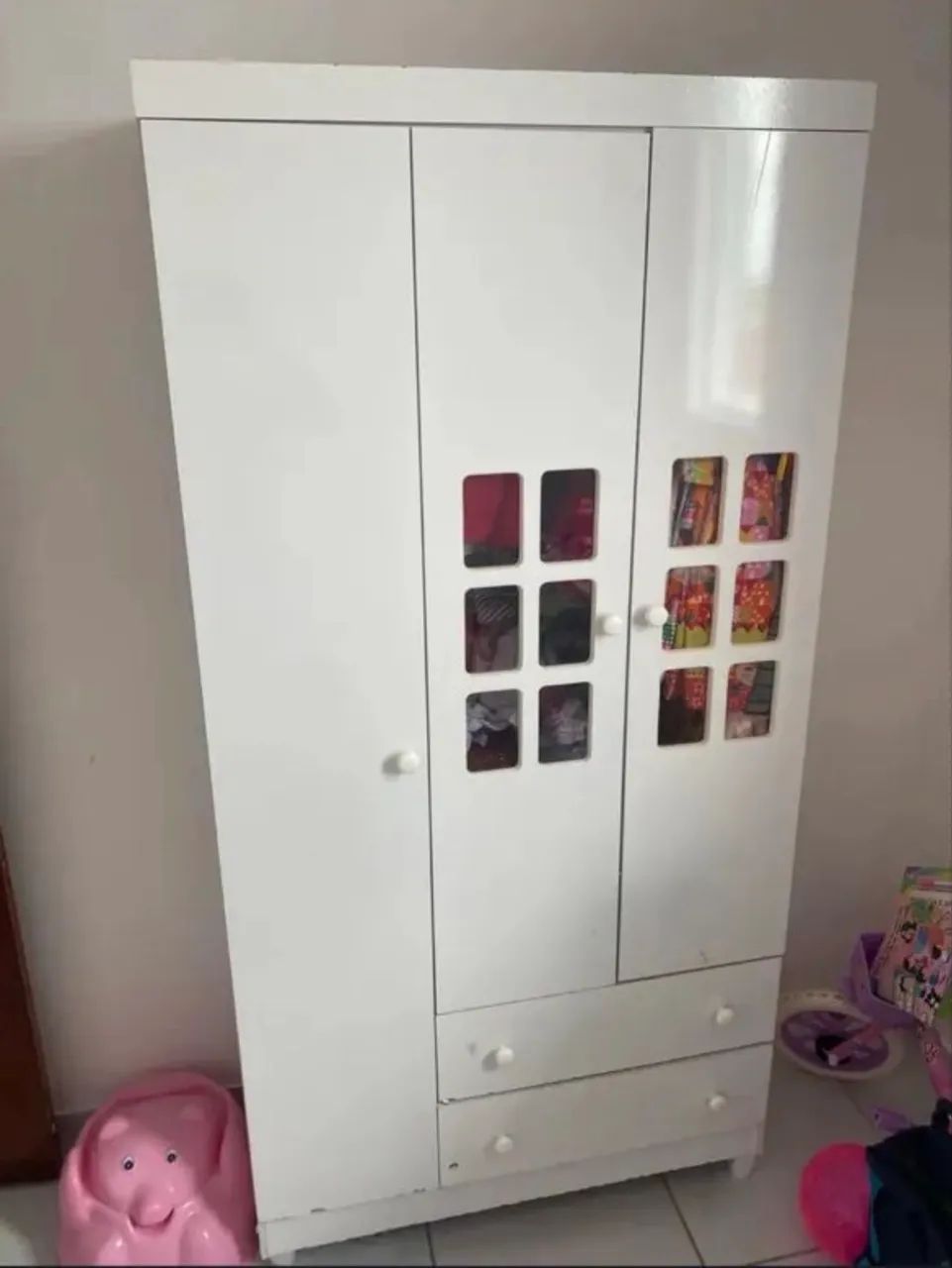 Guarda roupa e cômoda infantil 
