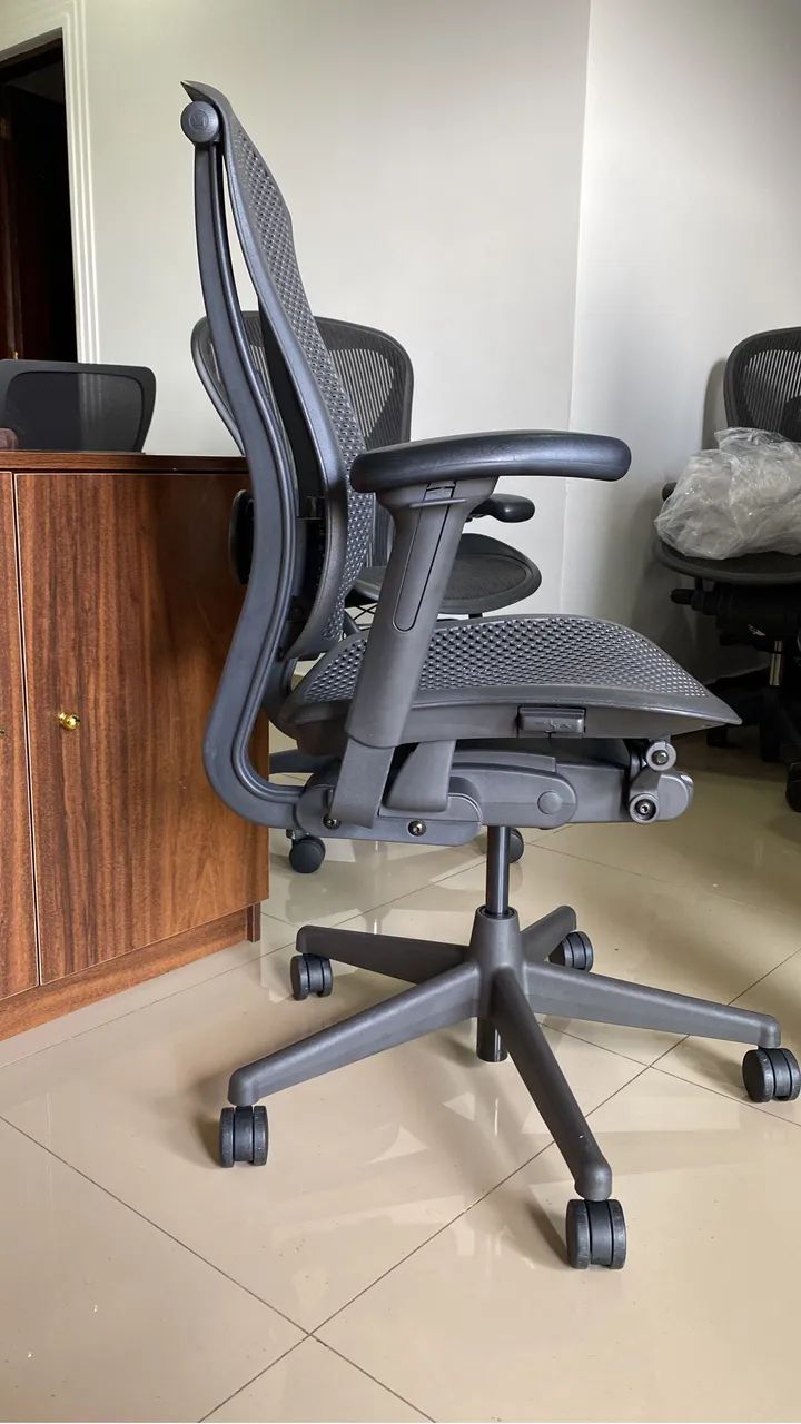 Cadeira Herman Miller Celle Completa - Foto 4
