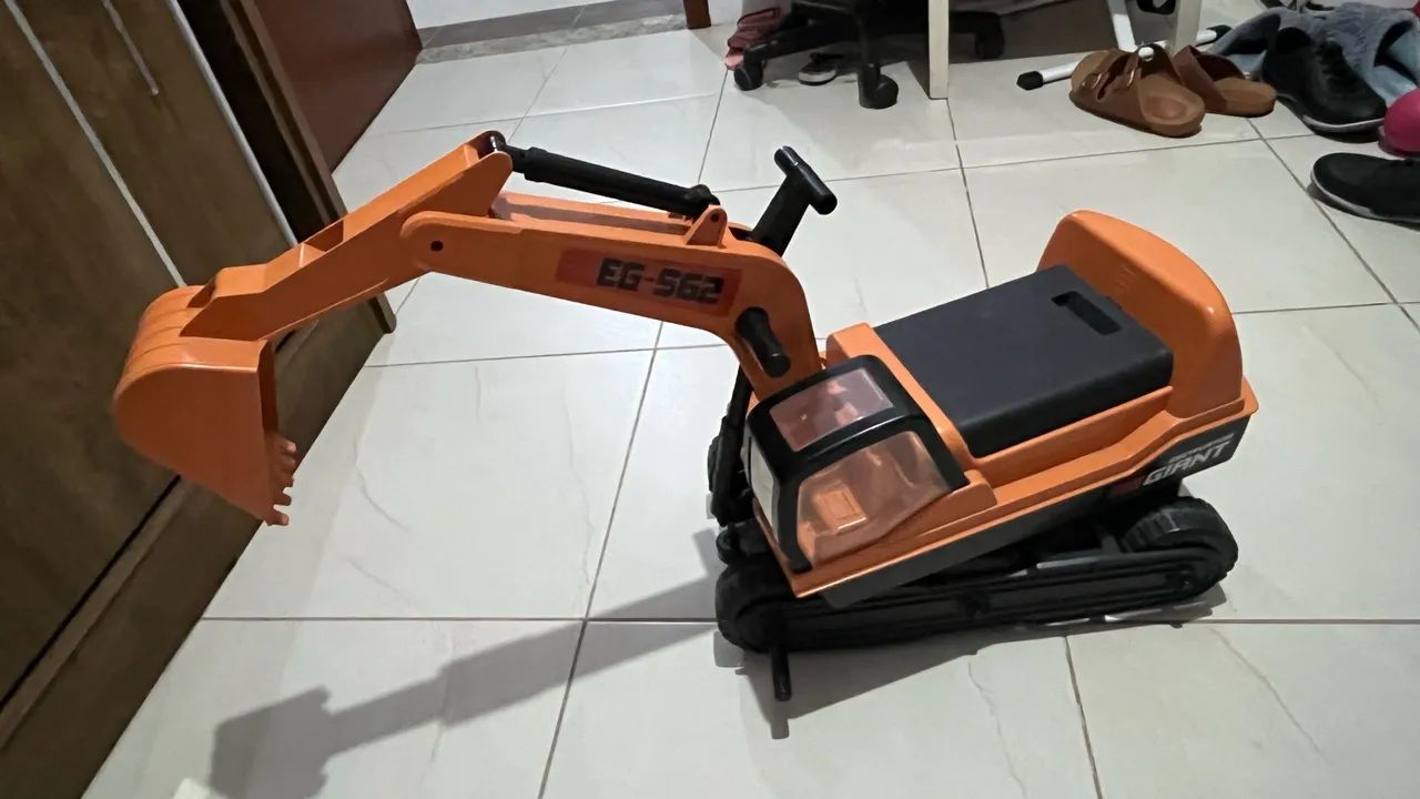 Vendo escavadeira infantil  - Foto 2