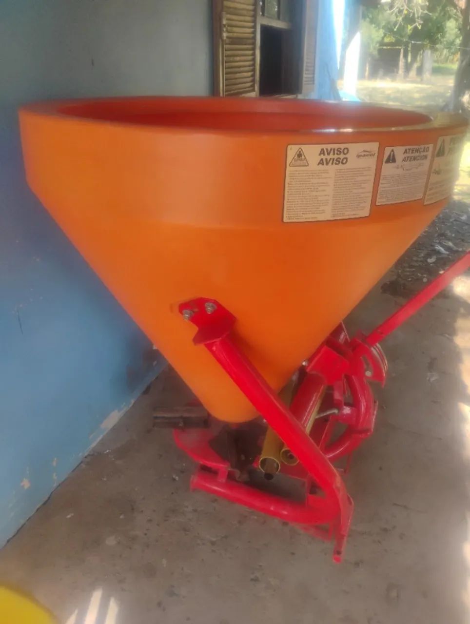 Distribuidora de sementes, adubo e ureia. - Foto 3