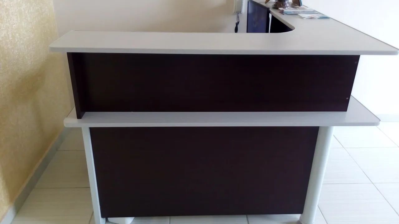 Balcão de recepção 