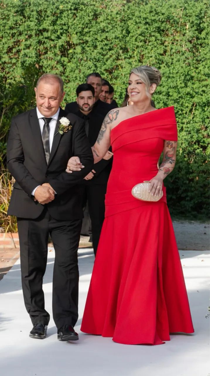Vestido de alfaiataria vermelho  - Foto 2