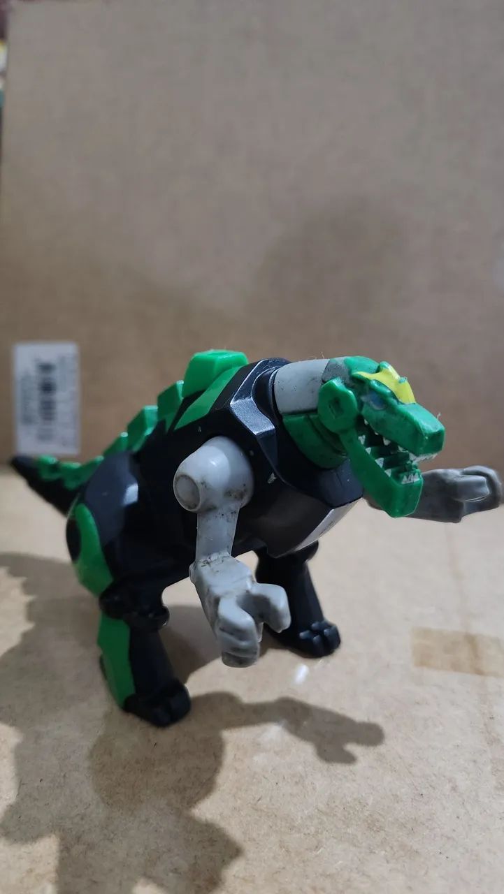 Grimlock da coleção Transformers do McDonald's lançada em 2016.