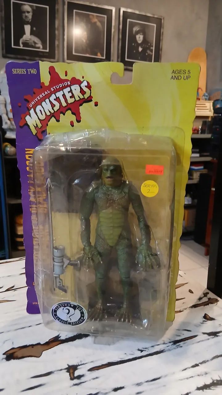 Action Figure do Monstro da Lagoa Negra.  Da Universal Studios  - Foto 3