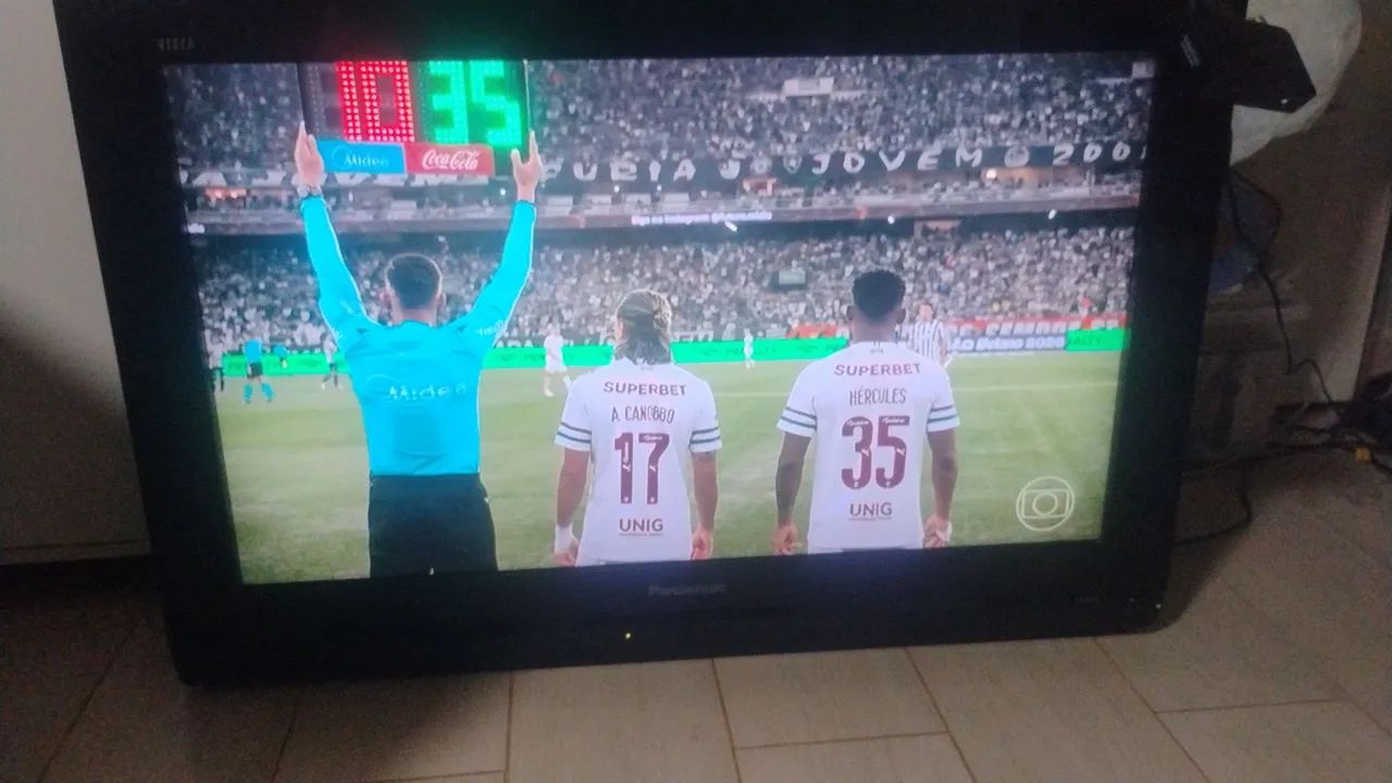 Tv LCD Panasonic Viera Primeira geração 32 polegadas  - Foto 3