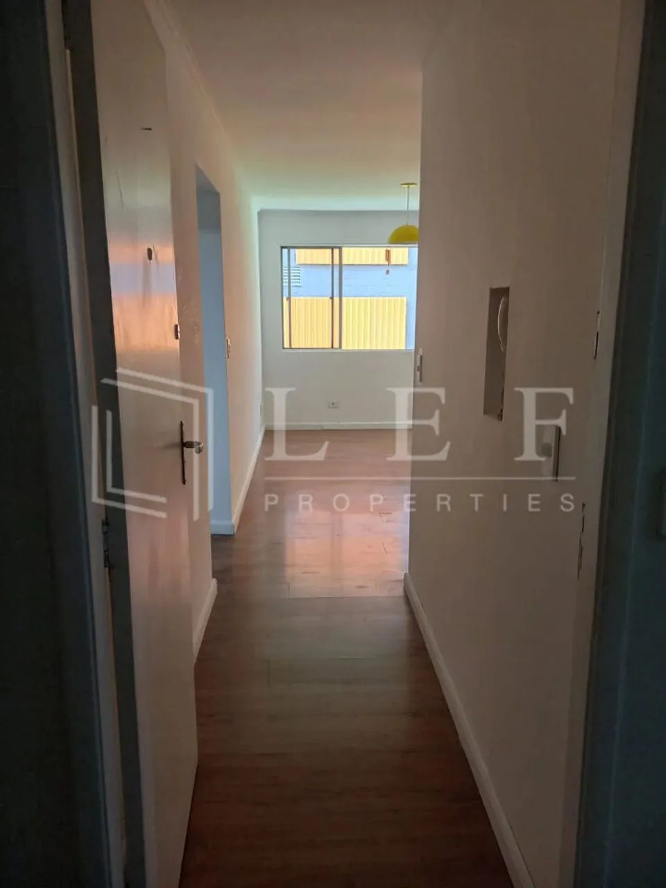 R Teodoro Sampaio, Pinheiros