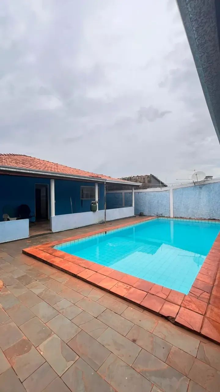 CÓD. 588 - CASA PARA LOCAÇÃO COM EDÍCULA E PISCINA - Foto 2