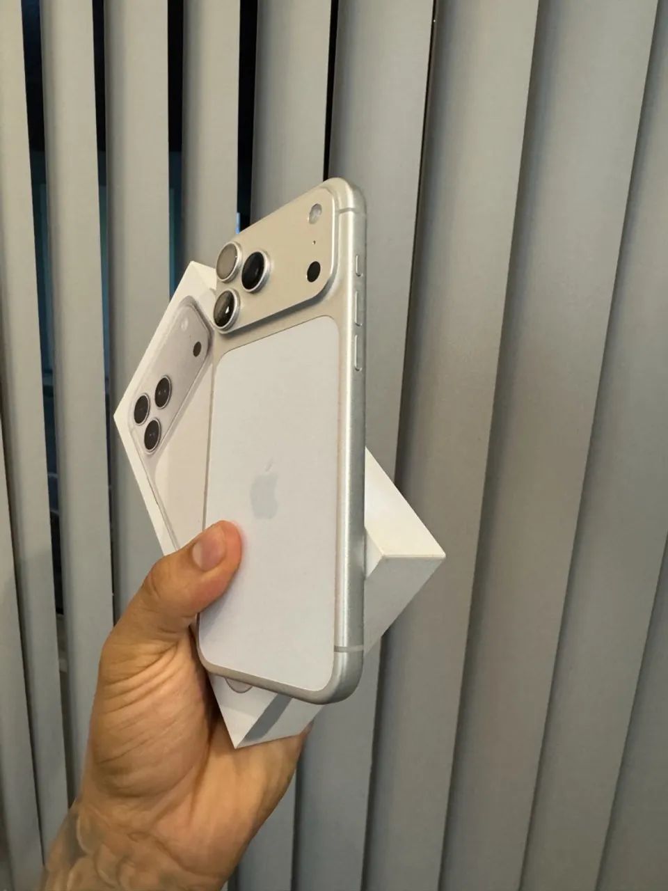 iPhone 17 Pro Max - Foto 2