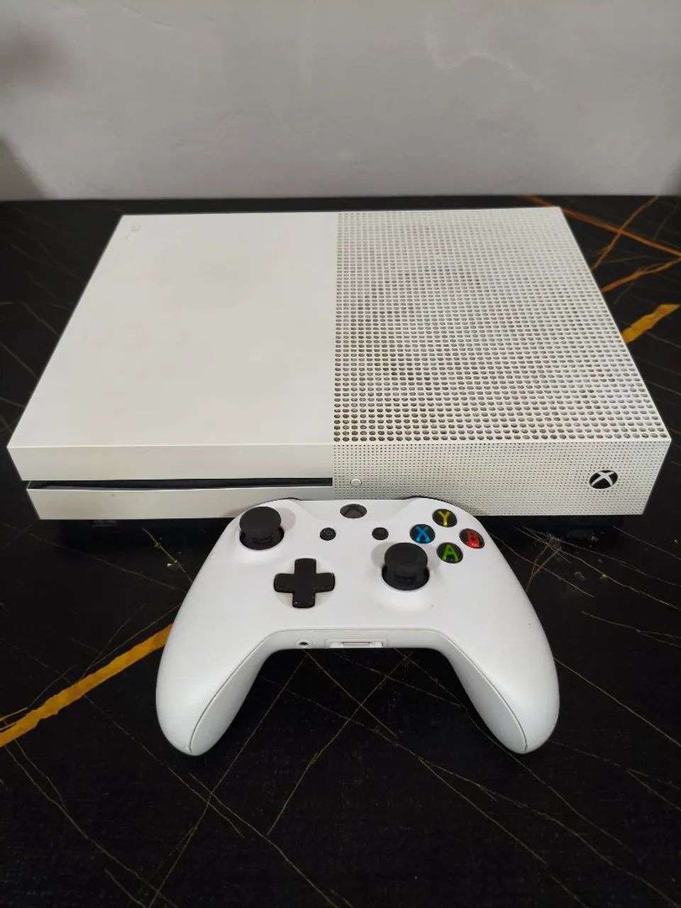 Xbox One S - Com controle e Jogo  - Foto 3