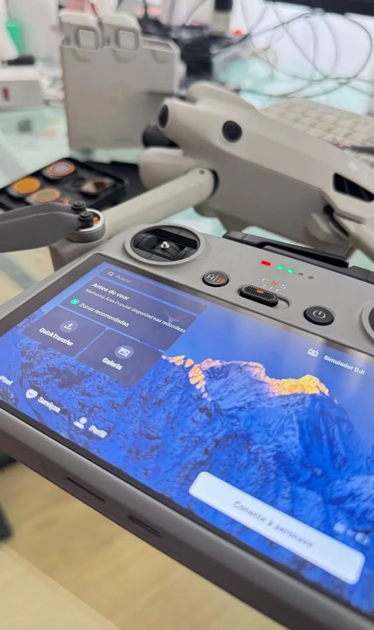 DRONE DJI MINI 4 PRO FLY MORE COMBO  - Foto 3