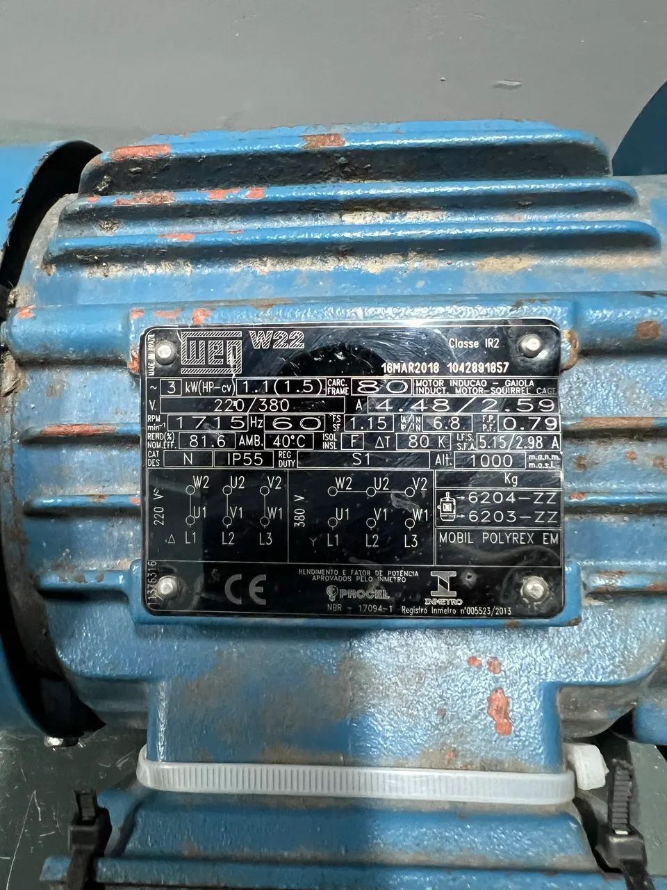 Motor Elétrico WEG W22 - 1,5 CV - Trifásico 220/380V - Foto 4